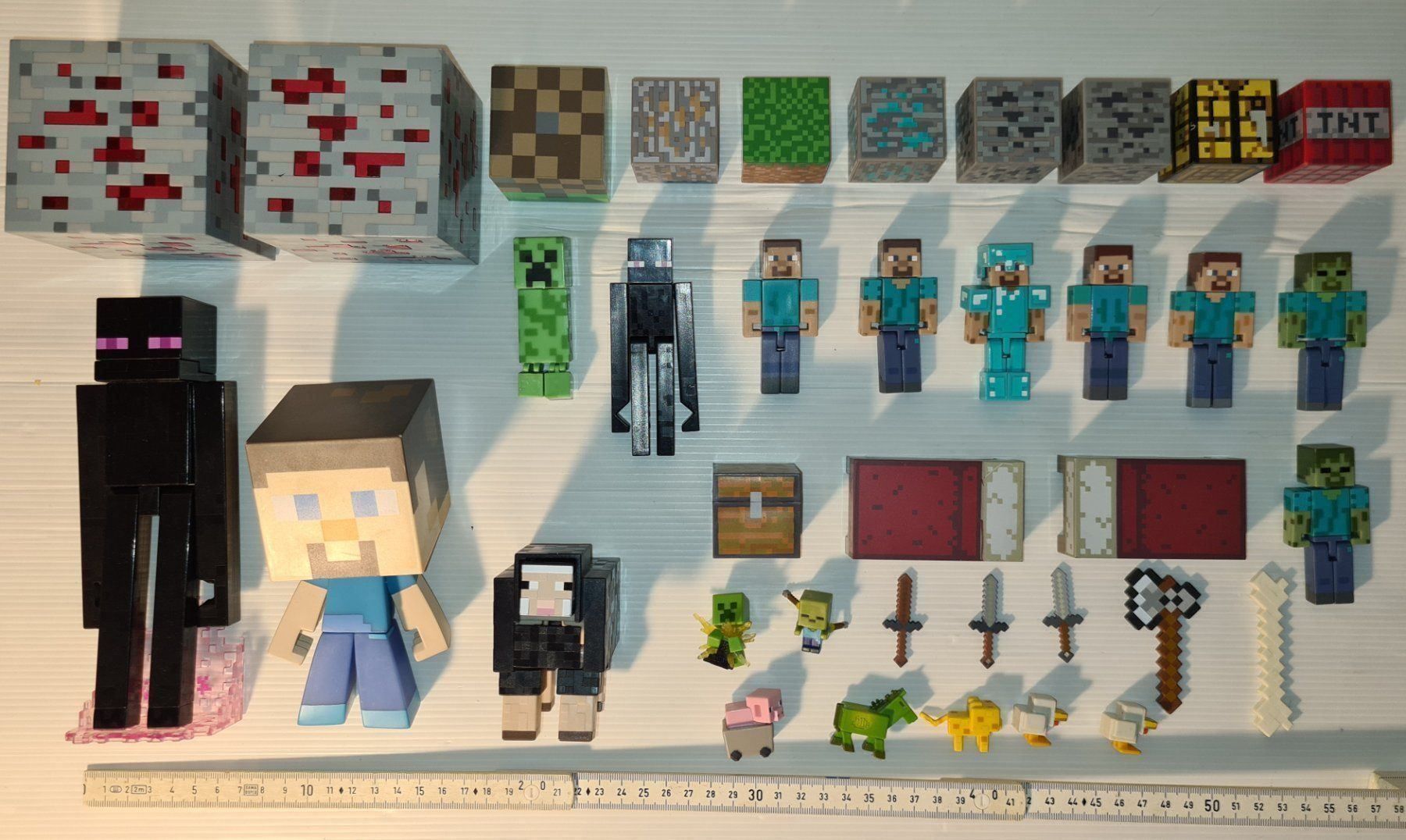 Statuette: Minecraft Figuren – Usato da Münchenstein venduto da vitalfit