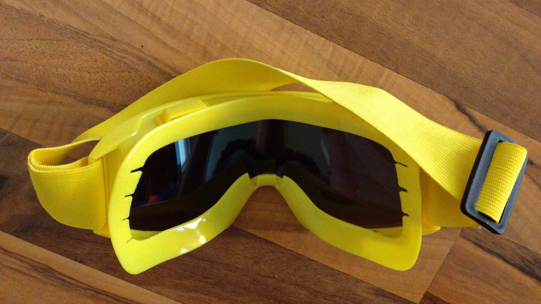 Costumi: Party-Skibrille – Usato da Davos Platz venduto da Pitschi239 1