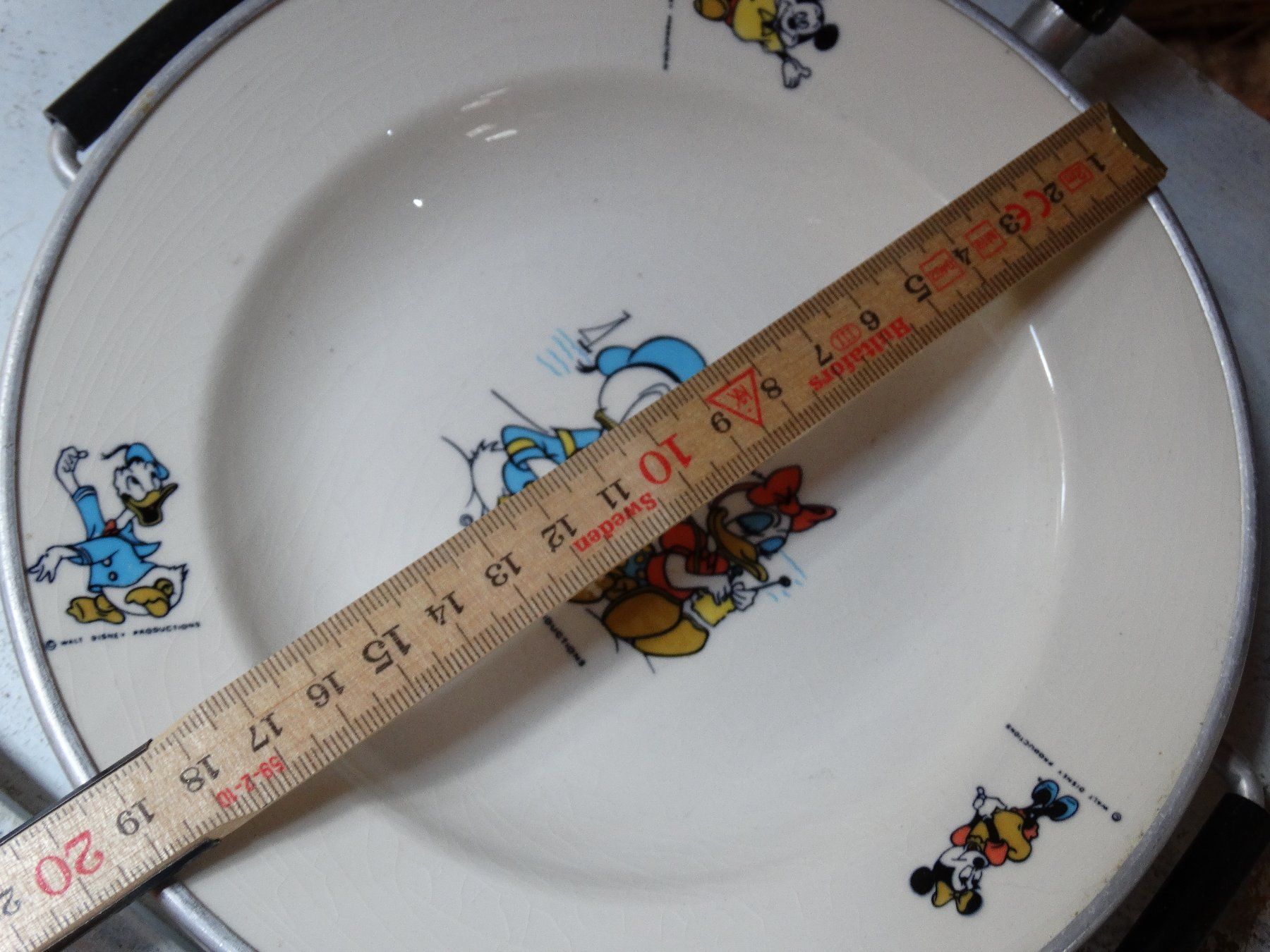 Disney Piatti: antiker Kinderteller Donald Duck & Daisy Original Disney – Usato da Grossaffoltern venduto da amo64 1