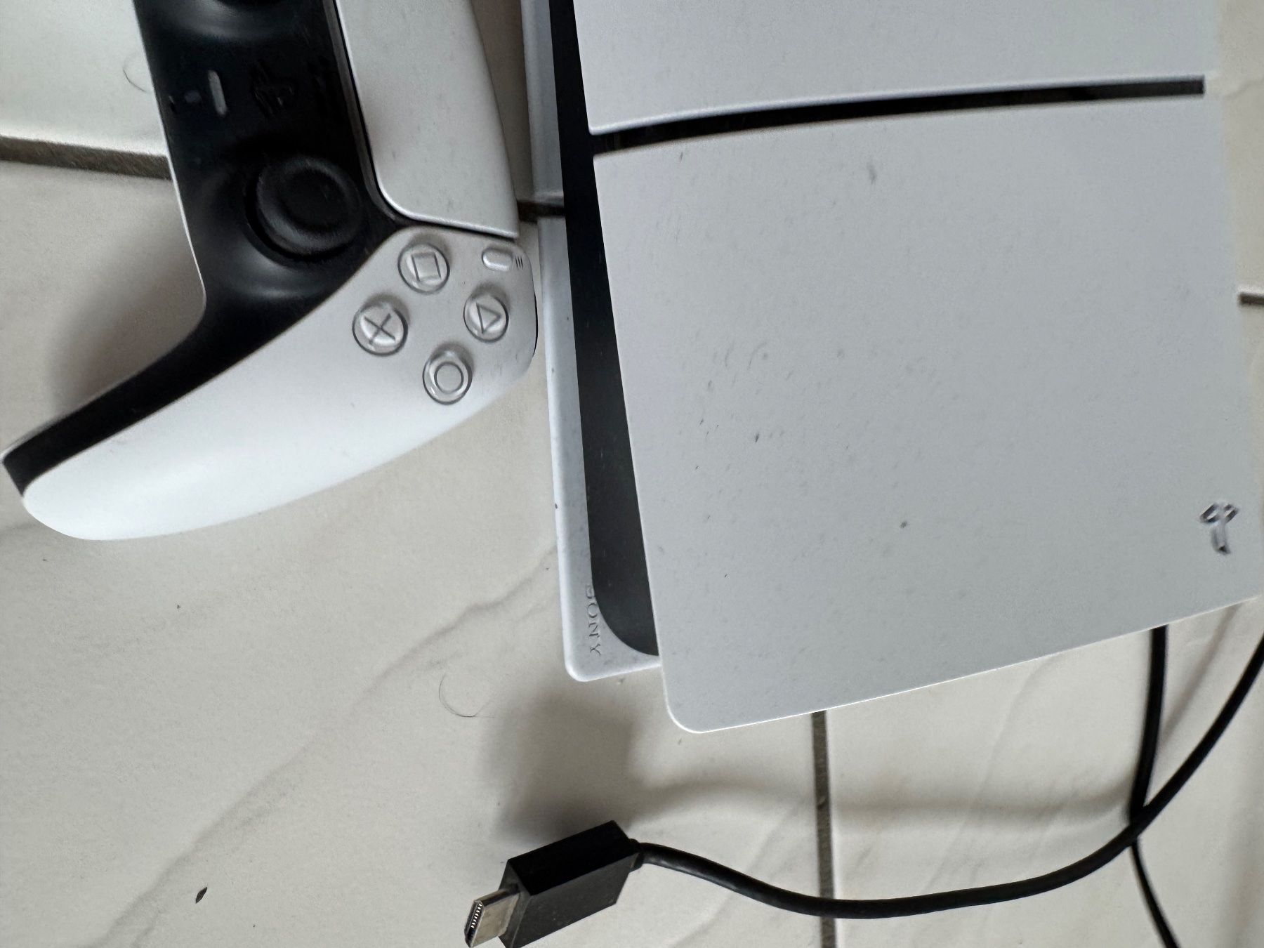 Sony Console: Sony PlayStation5 Slim with controller – Usato da Visp venduto da sam_m2cn 4