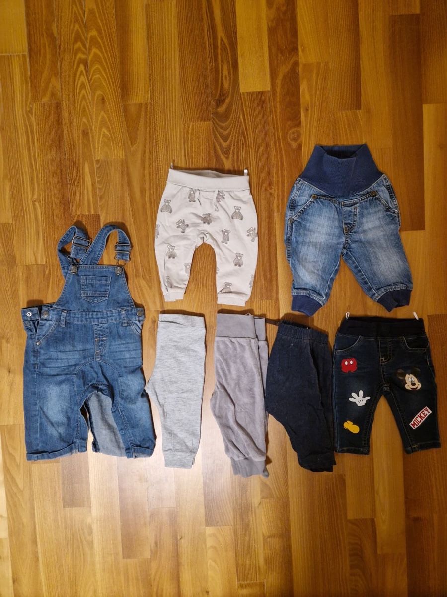 Lotti & Set di vestiti: Kleider Gr. 68 55 Stk – Usato da Adetswil venduto da kai_p9fb 4
