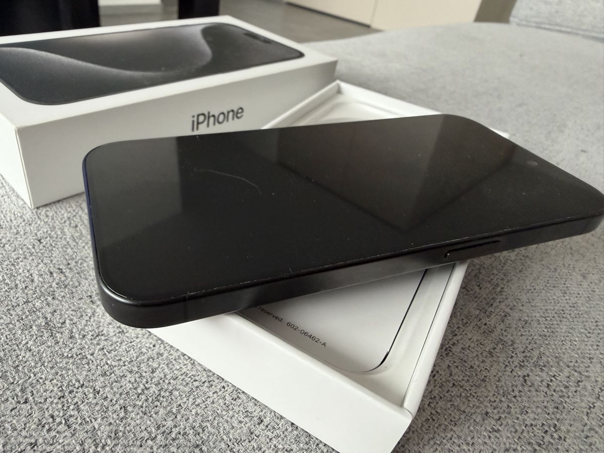 Apple Handys / Smartphones: iPhone 15 Pro 128 GB – Neu (gemäss Beschreibung) aus Dübendorf von Sh2ooRT 5