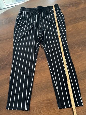 Monari Hose schwarz gestreift mit Gummizug Gr. 44