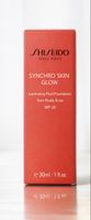Shiseido Synchro Skin Glow Foundation – 30 ml