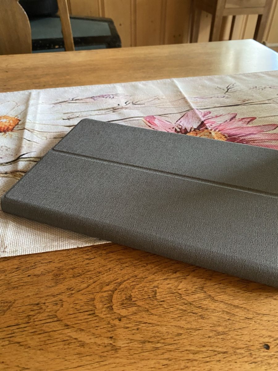Tablettes PC: Crander tablet Gebraucht – D'occasion à Walkringen par Hydrangea-serrata 1