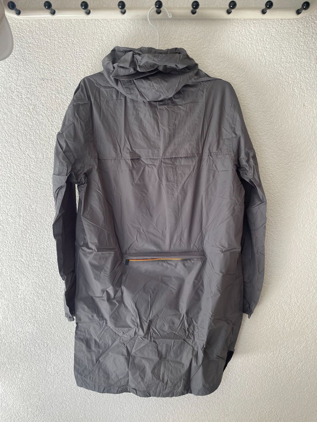 Giacche: KWAY long grey M – Usato da Lausanne venduto da amaury.h 3