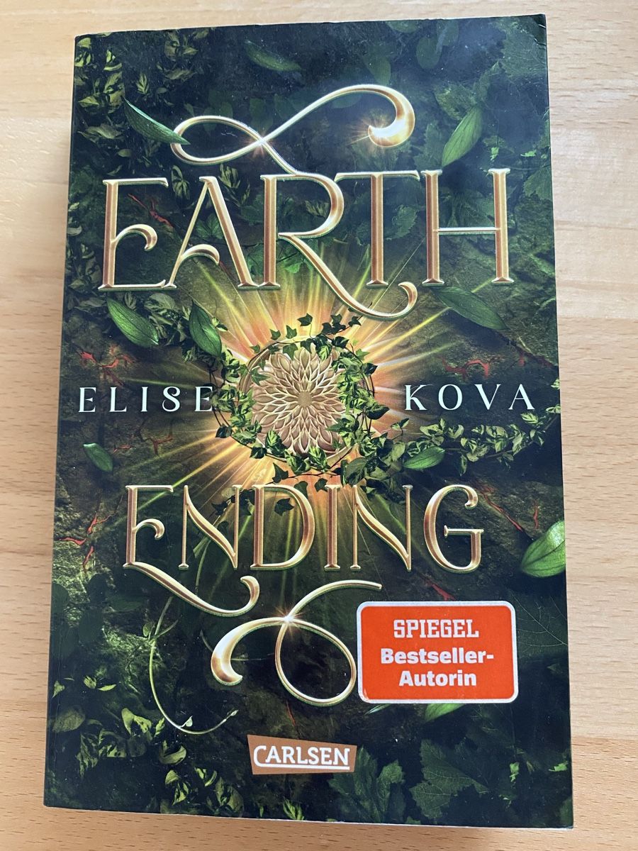 Libri: Earth Ending - Elise Kova – Usato da Schwarzenburg venduto da Michellu