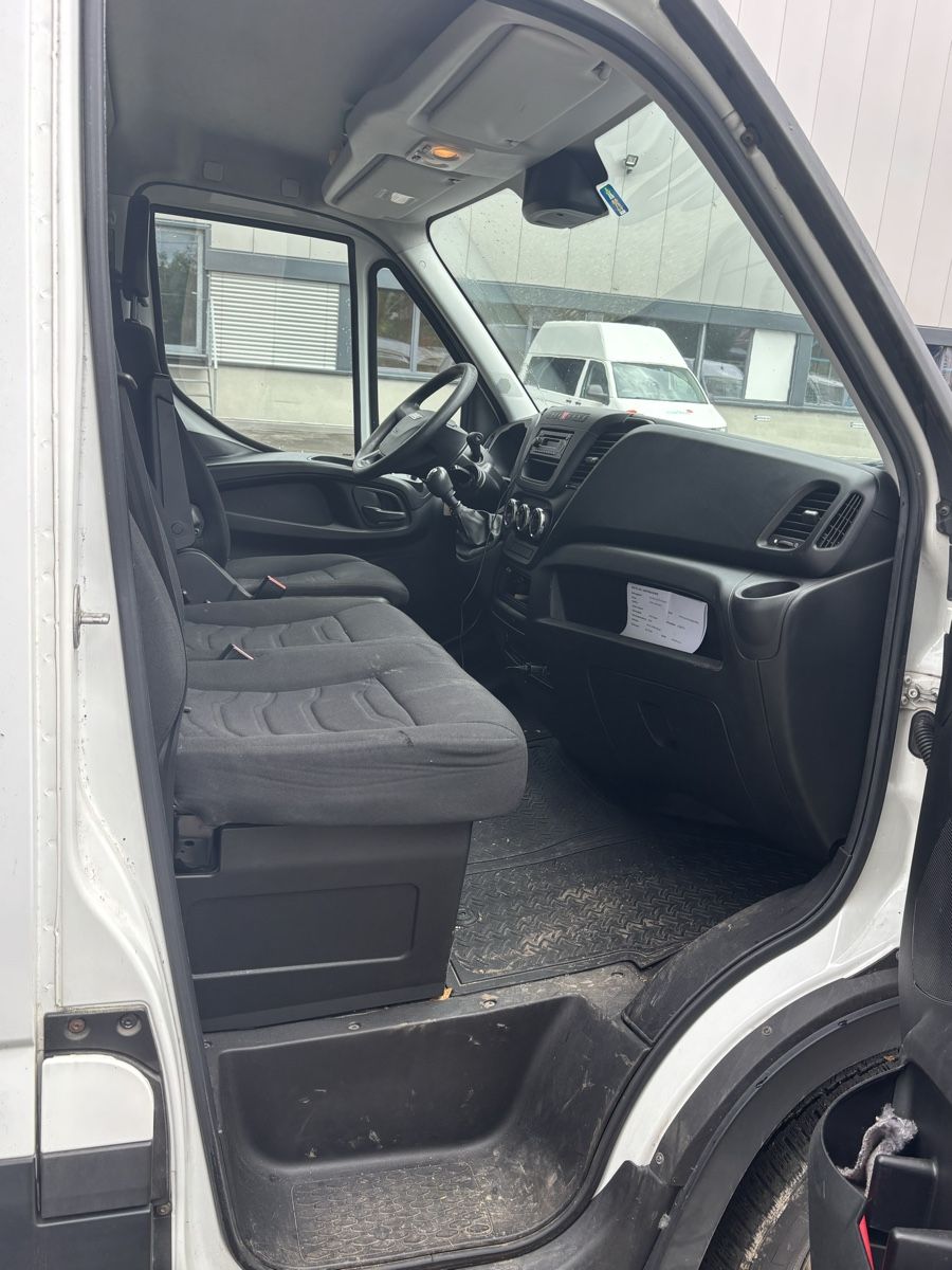 Iveco Veicoli commerciali: Iveco Daily Lieferwagen, – Usato da Uster venduto da lobo1975 6