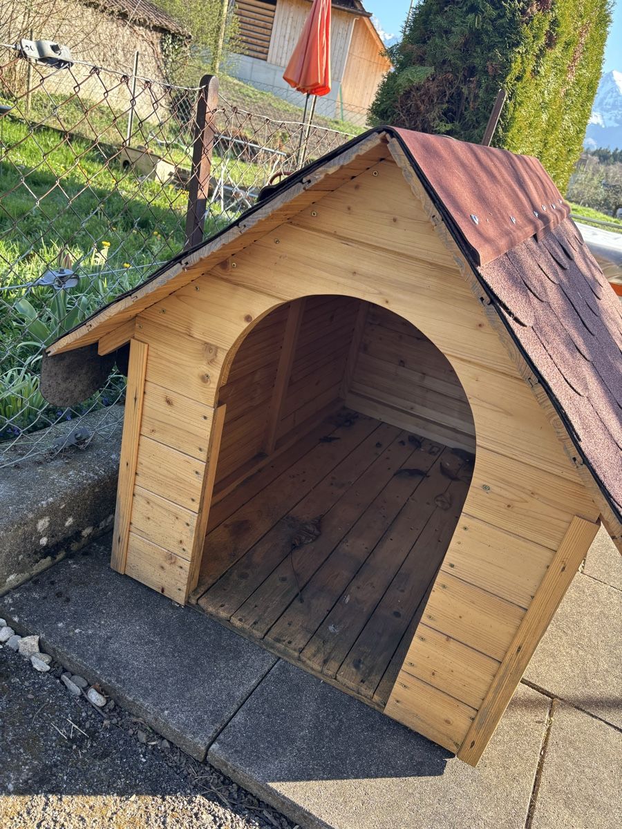 Liege- & Schlafplätze: Hundehütte – Gebraucht aus Gurzelen von Beat64 1