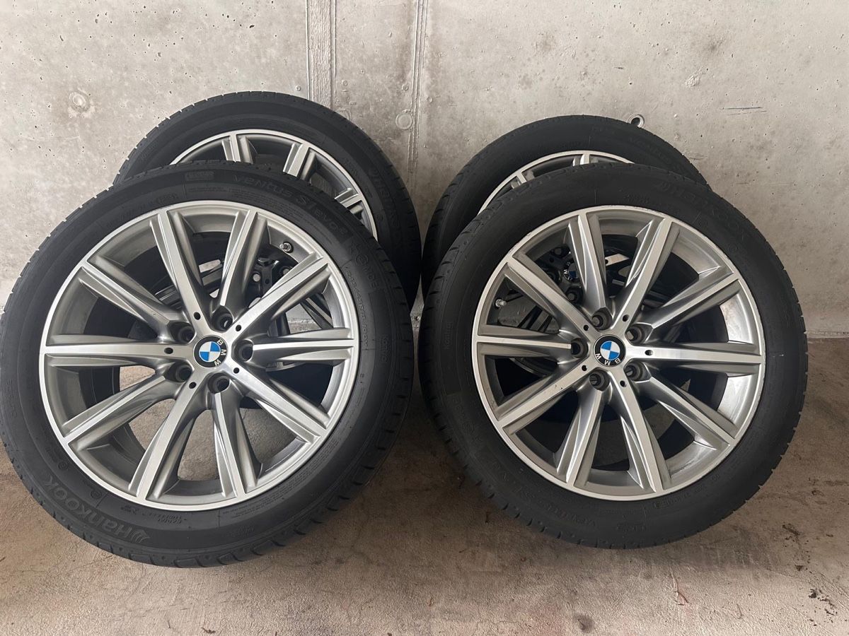Pneus & Kompletträder: BMW Sommerräder, Top Zustand, Komplettradsatz original BMW – Gebraucht aus Au SG von ksh_kd8t 2