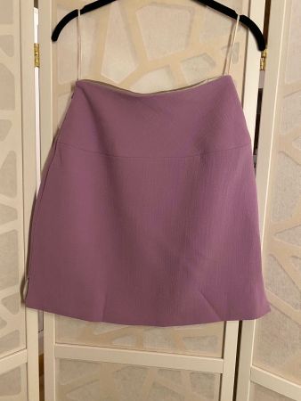 Jolie jupe lilas. S