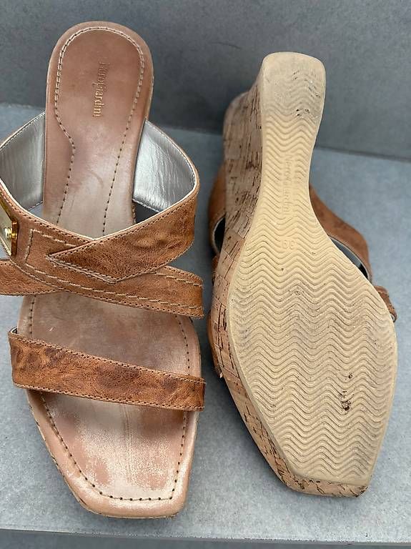 Damenschuhe: Mules cuir/liege Nero Giardini  39 – Gebraucht aus Confignon von MVAR 2