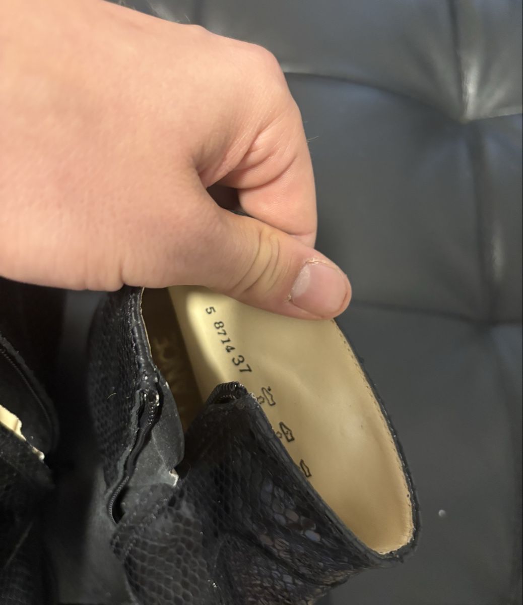 Scarpe da donna: Free Lance Black Leather Boots – Usato da Chur venduto da Cuteclothes7k 1