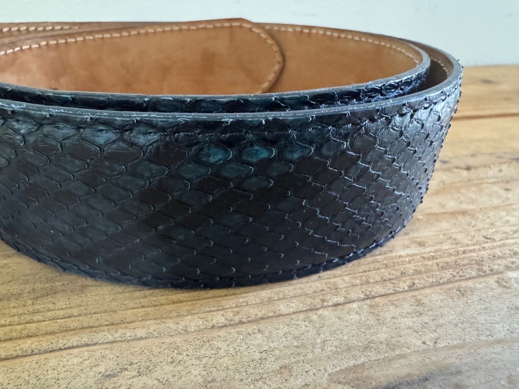 Cinture: Buckles Belts Python Ledergürtel, Dunkelblau 101 wie NEU – Nuovo (secondo la descrizione) da Meiringen venduto da luanik 1