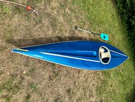 Kajak Kanadier blau mit Paddel mit Kniesitz, Komfortsitz