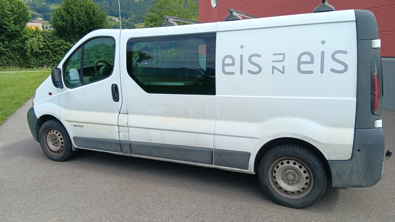 Renault Veicoli commerciali: Renault Trafic T29 1.9 (Ab MFK) – Usato da Rebstein venduto da TonyRasta-Autohandel 1
