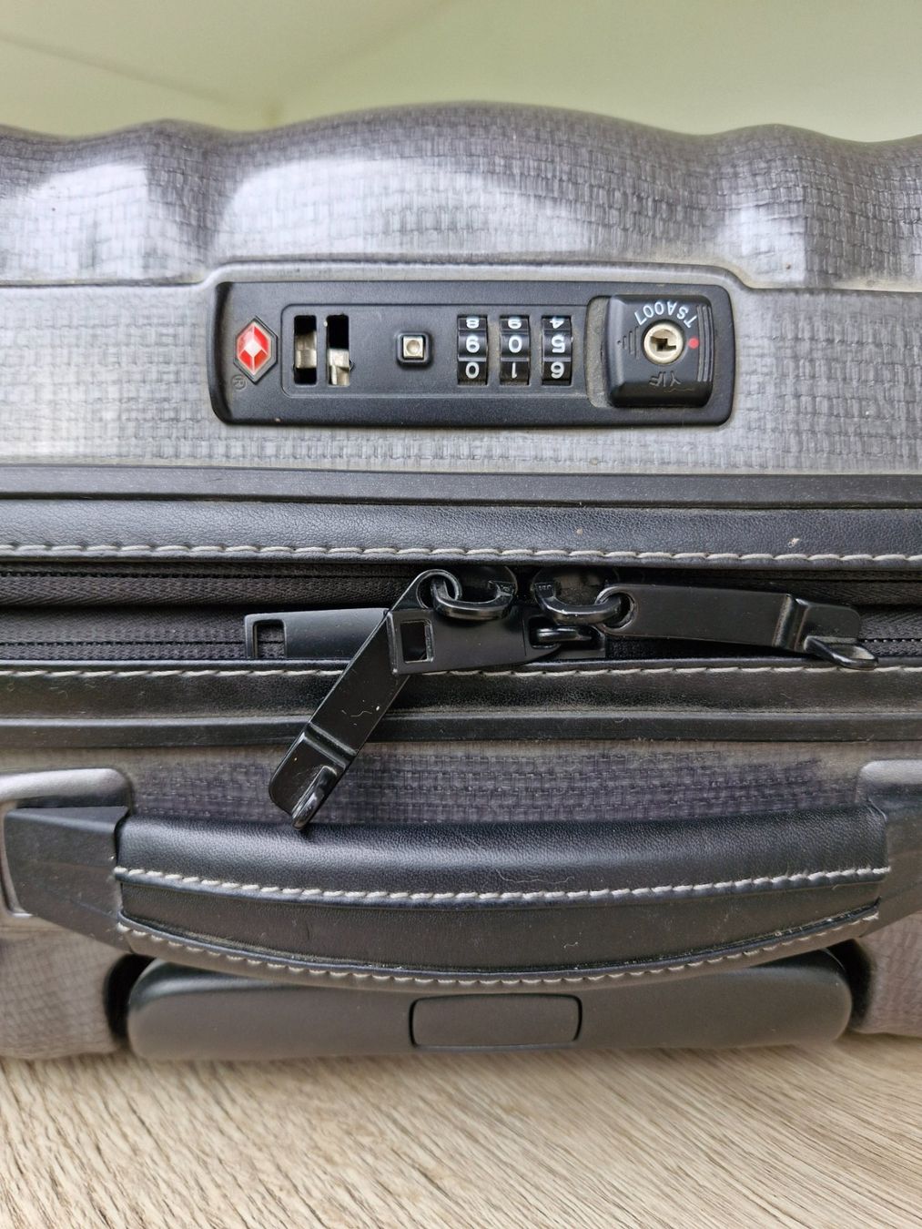 Samsonite Valigie: Samsonite Kabinenkoffer Lite Cube Rolling Plus – Usato da Dachsen venduto da Nobodyisperfect 3