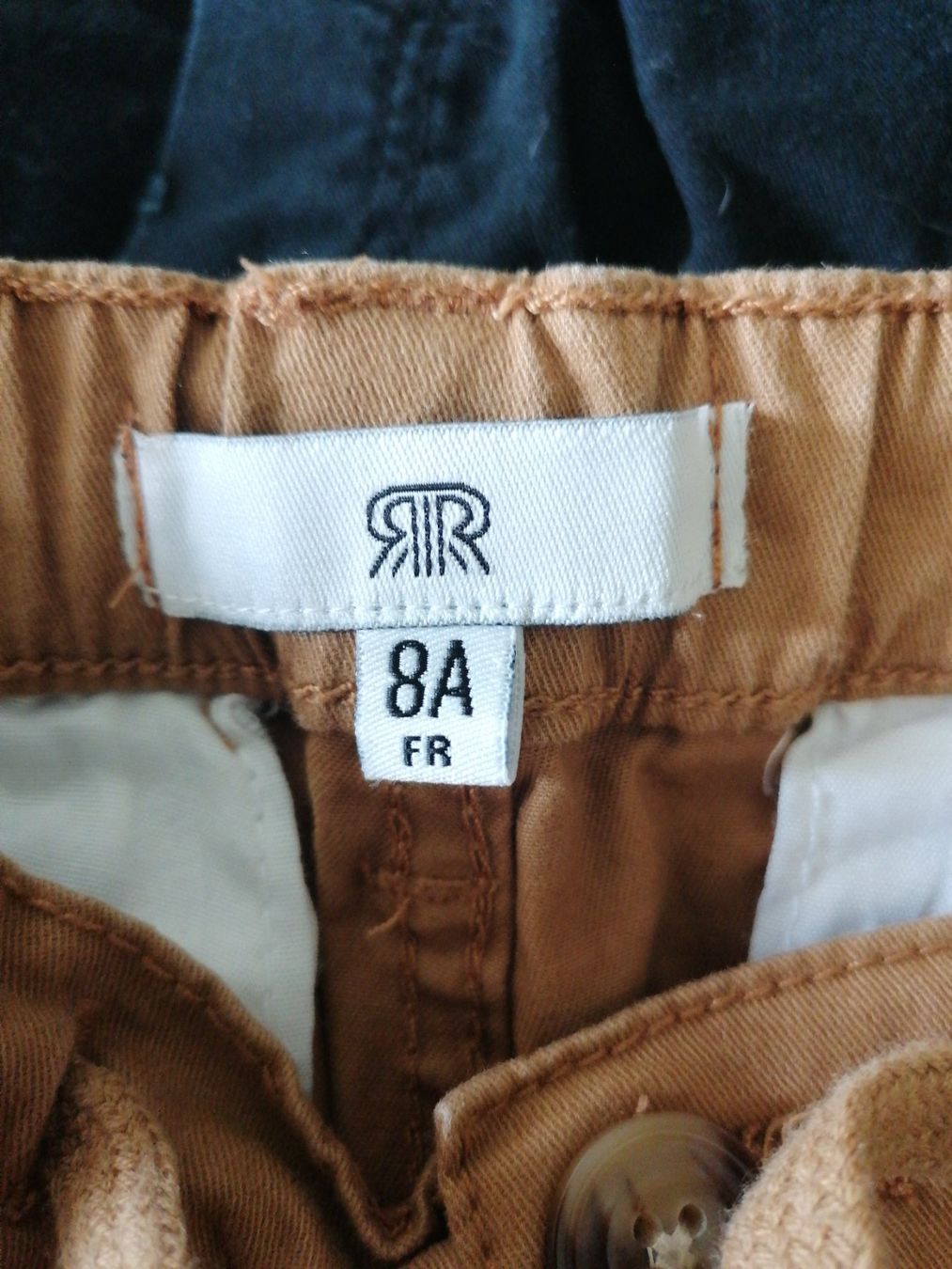 La Redoute Pantaloni: Coole Jungen Stoffhose Gr. 8A – Usato da Hettiswil venduto da Nichterida 1
