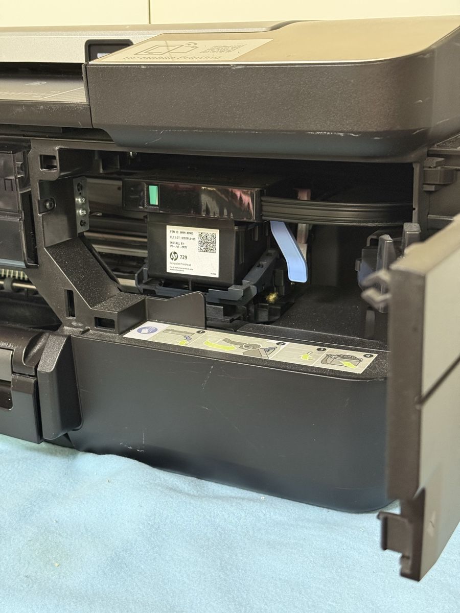 Hewlett Packard Stampanti: HP DesignJet T830 Printer – Nuovo (secondo la descrizione) da Kilchberg ZH venduto da lilinha_artes 5