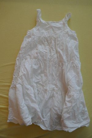 Schmuckes weisse Kleid / Rock, Gr. 110