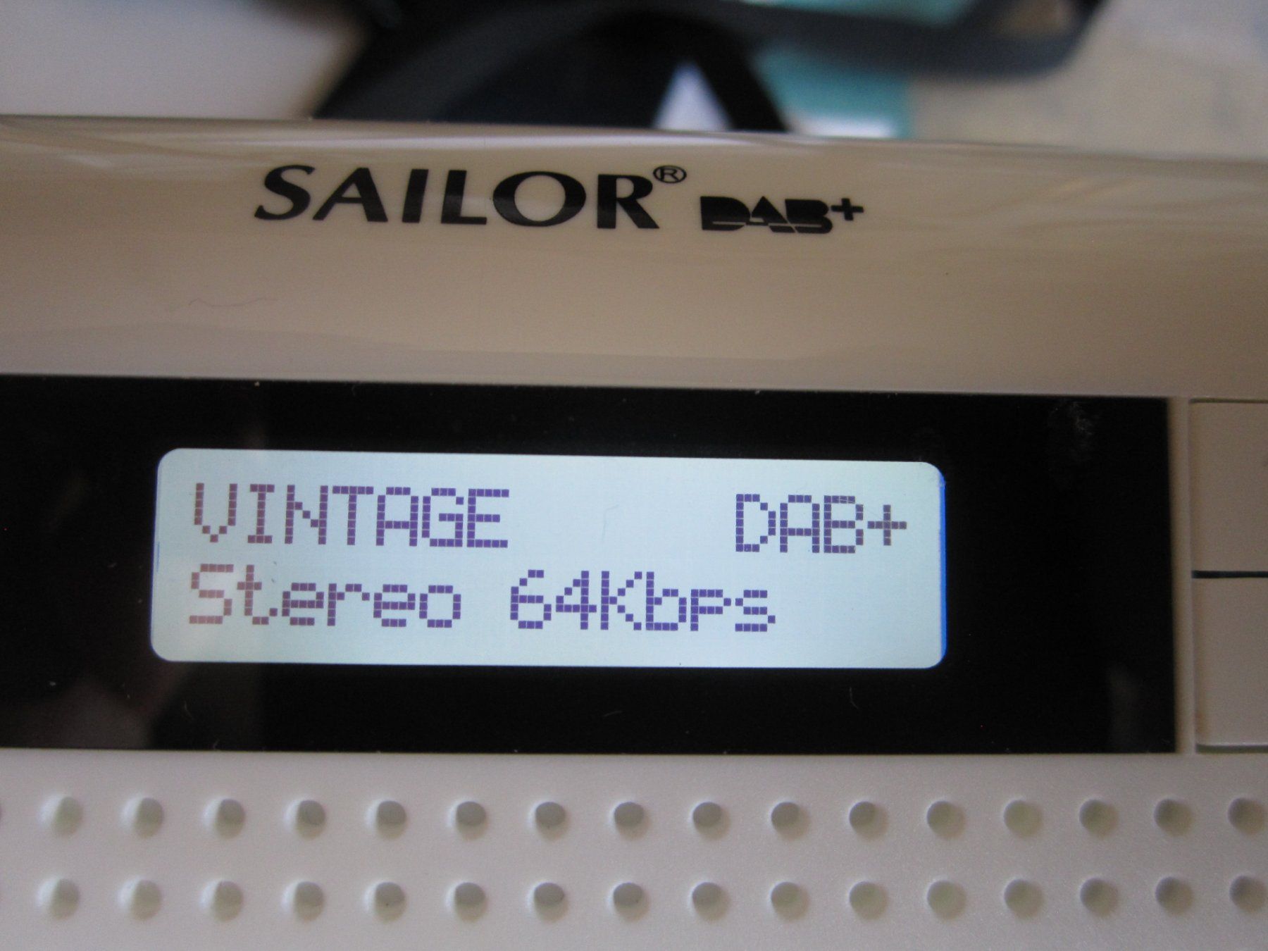Radios: Radio Digital DAB+ und FM Marke Sailor – D'occasion à Binningen par fel_8mgn 5