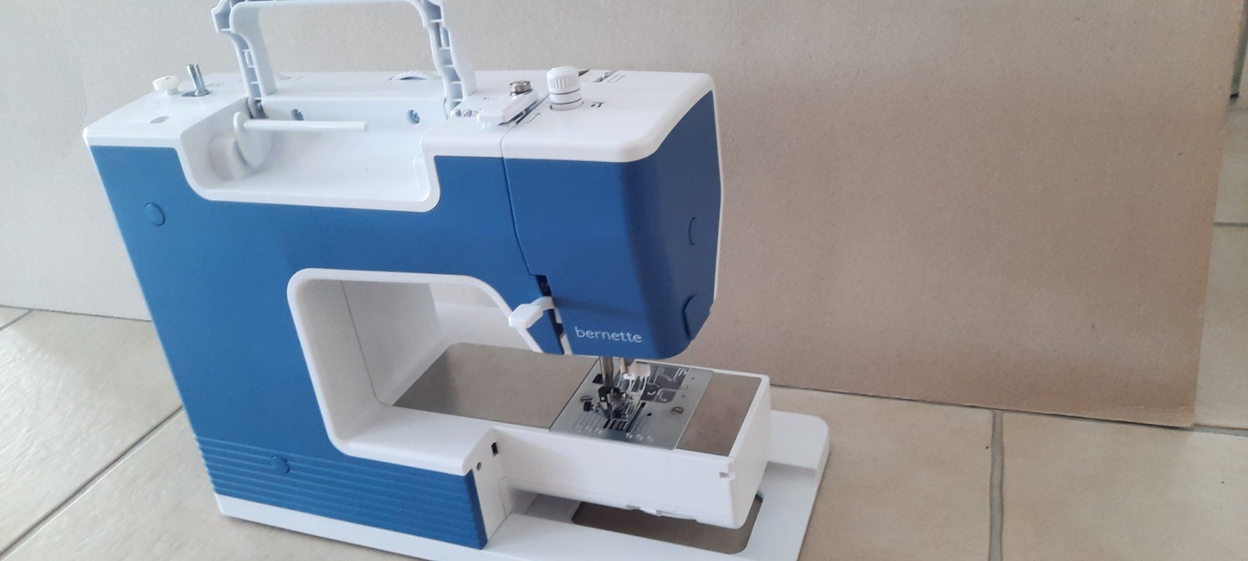 Bernina Macchine da cucire: Bernette b05 Academy – Usato da Lauerz venduto da manasi 2