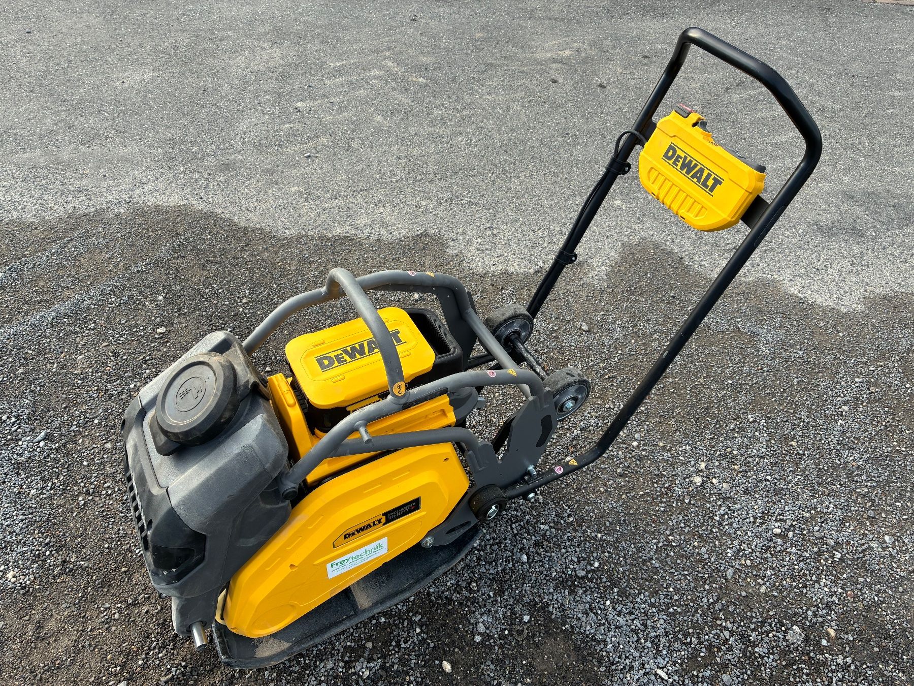 Wacker Neuson Alle Maschinen: Rüttelplatte Akku Plattenverdichter DeWalt DCPS7154 Stampfer – Neu (gemäss Beschreibung) aus Ermensee von peterfrey 3