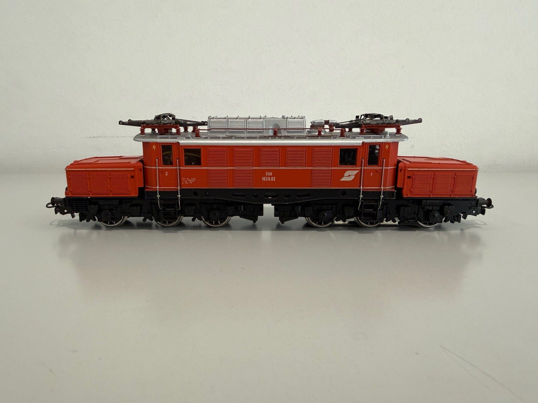 Märklin Modelleisenbahnen: Elektrolokomotive BR 120 der ÖBB – Neu (gemäss Beschreibung) aus Oftringen von Pgi 1