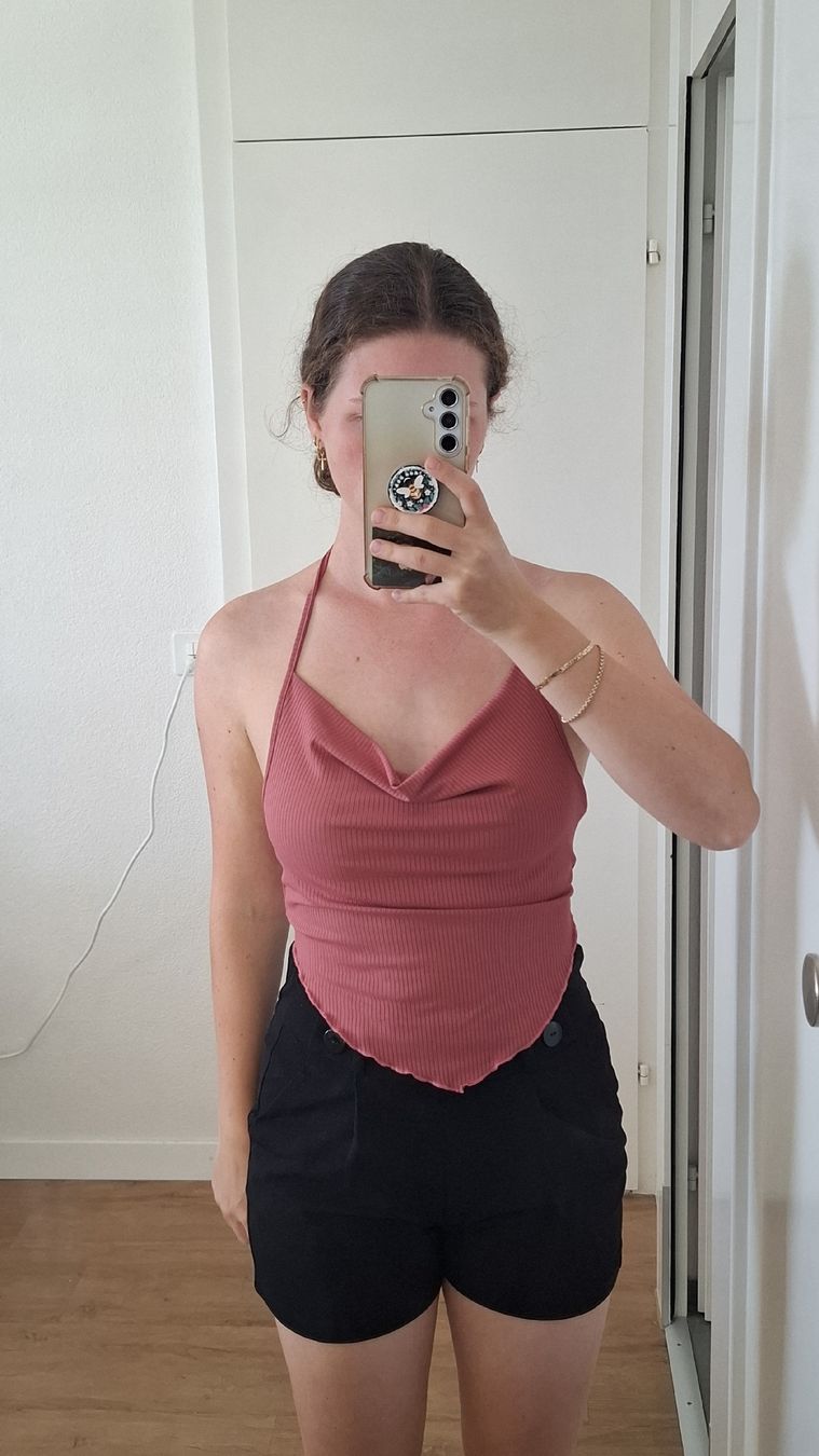 Top: Three halter tops, cowl neck, Size S  – Nuovo (secondo la descrizione) da Hausen am Albis venduto da ann_2kkx