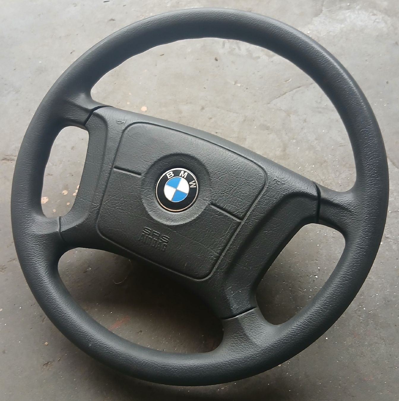 BMW Alle Autoersatzteile: Volant BMW E36 316 Compact  – Gebraucht aus la heutte von Auto-stock