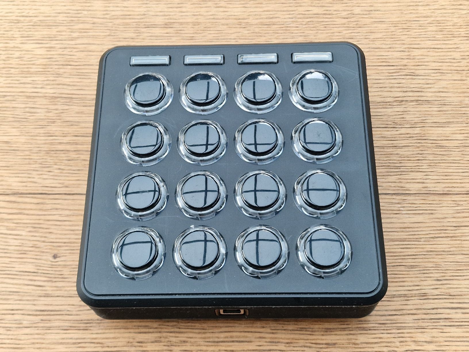 Musikinstrumente: Midi Fighter 3D Controller schwarz neuwertig – Gebraucht aus Bürglen UR von lui_tnn7