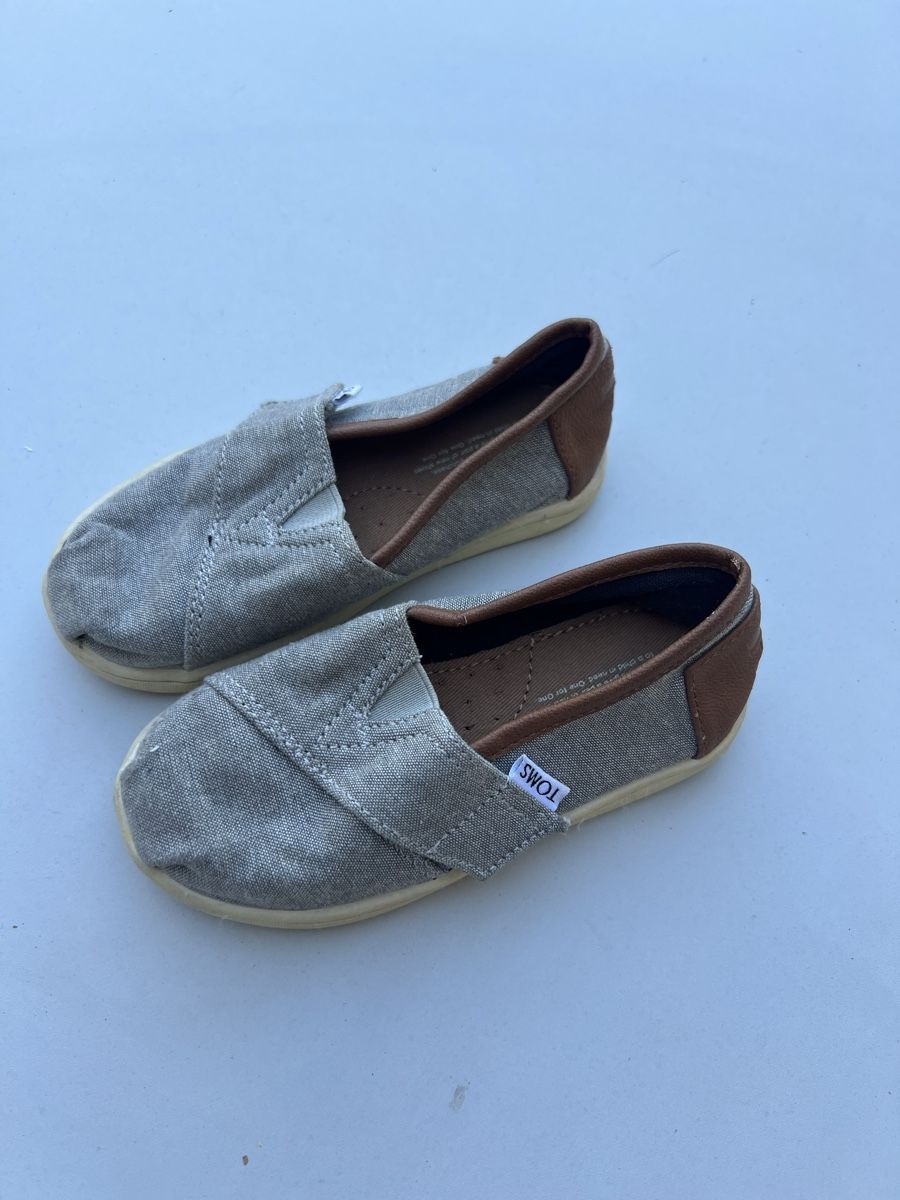 Toms Scarpe per ragazzi: Toms Espadrilles Gr. 24.5 – Usato da Heiligkreuz (Mels) venduto da fodo