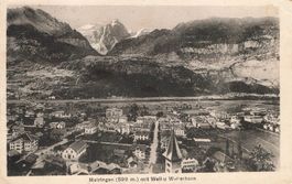 Meiringen (BE) – Gesamtansicht mit Wellhorn und Wetterhorn