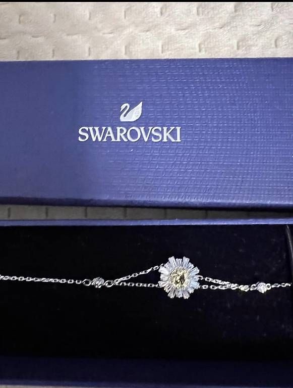 Swarovski Armbänder & -reifen: Armkette – Gebraucht aus Glattbrugg von mir_vx2c