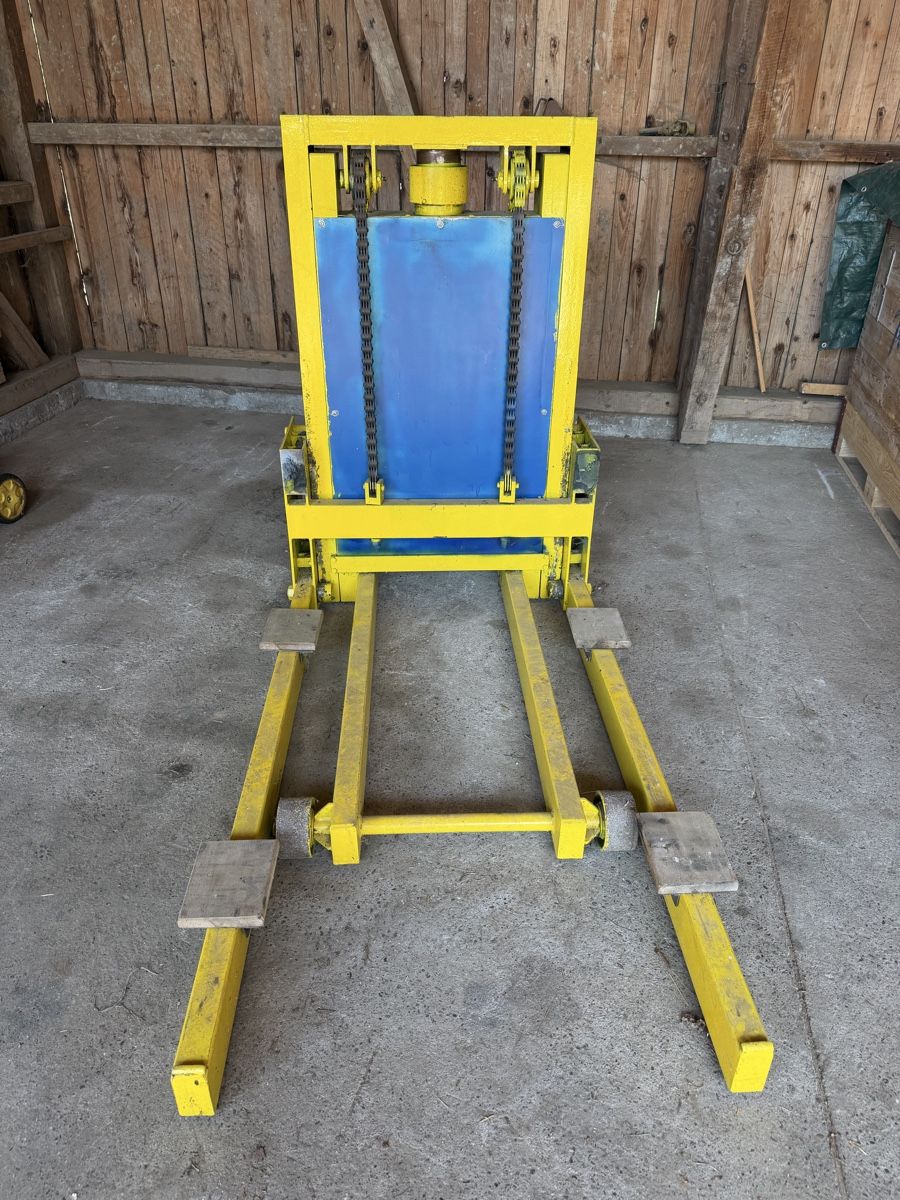 Piattaforme elevatrici & Crick: Autolift – Usato da Oppligen venduto da Aenschu06 1