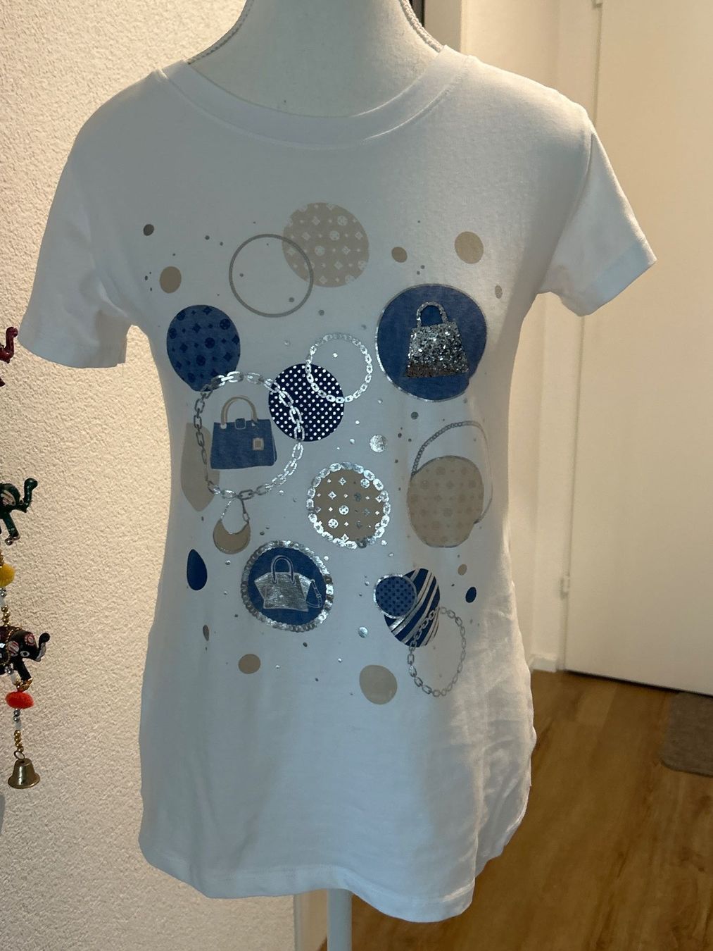 T-shirt: Damen T-Shirt weiss mit Taschendesign – Usato da Brunnen venduto da Nala2929 2