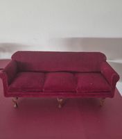 elegantes Sofa für Puppenhaus/Puppenstube