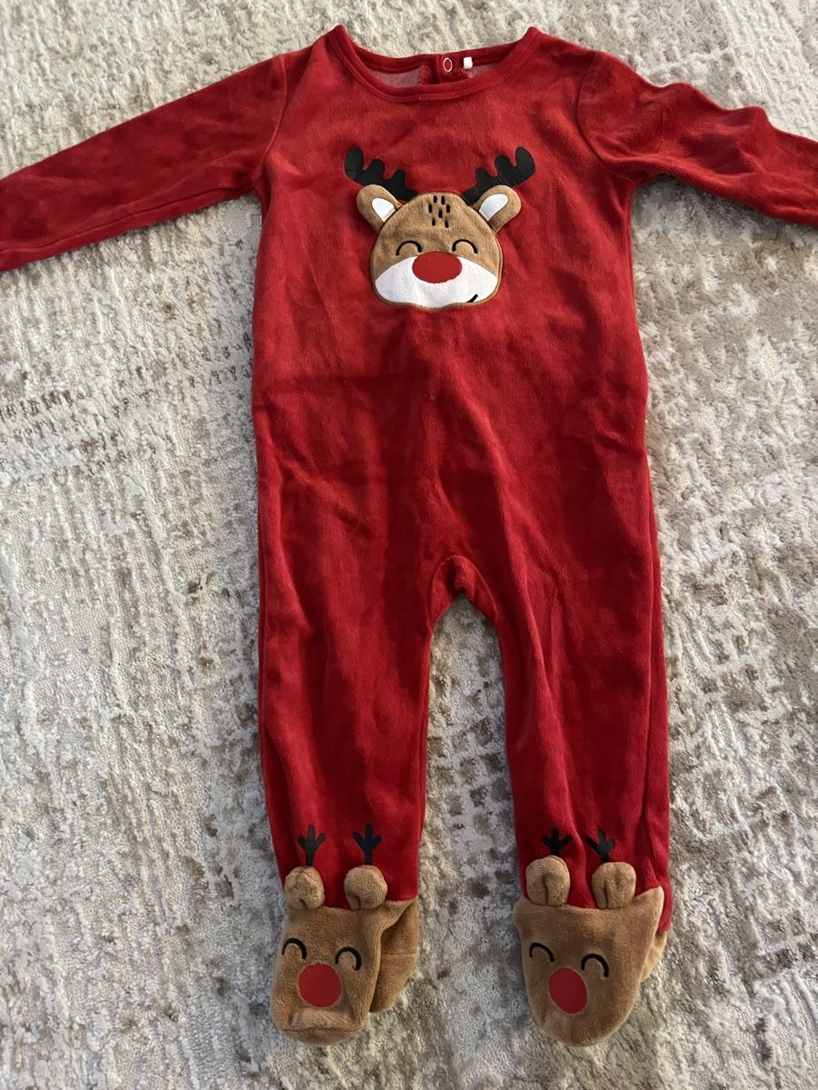 Manor Pyjamas & Ähnliches: Weihnachts Strampler Baby Gr. 74 ***NEU*** – Neu (gemäss Beschreibung) aus Wallisellen von Romina83