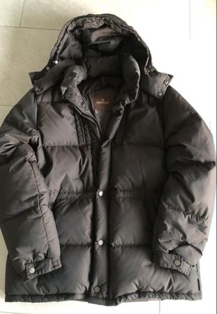Moncler Herren Daunenjacke mit Echtfell-Kapuze