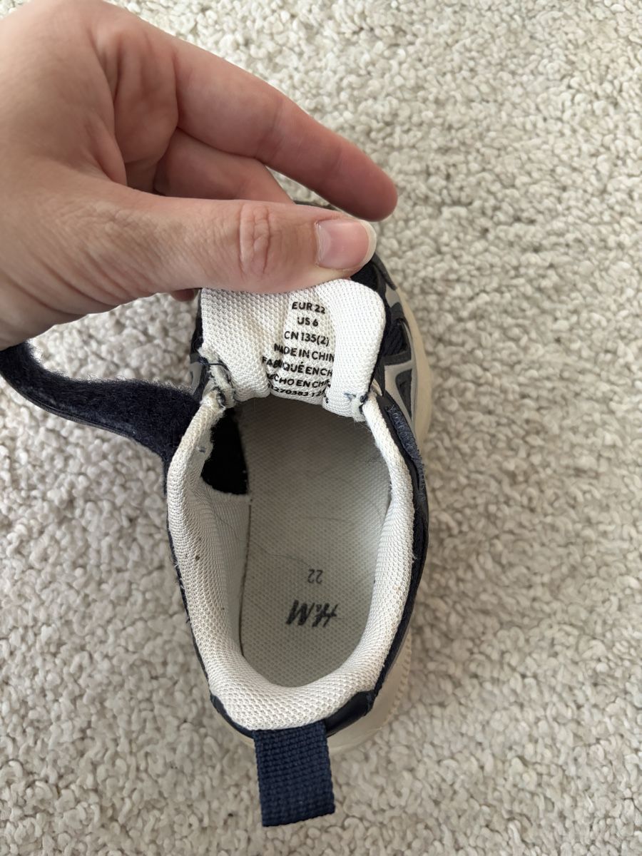 H&M Scarpe per ragazzi: H&M Sneaker, Grösse 22 – Usato da Wallenwil venduto da arina_scheunert 2