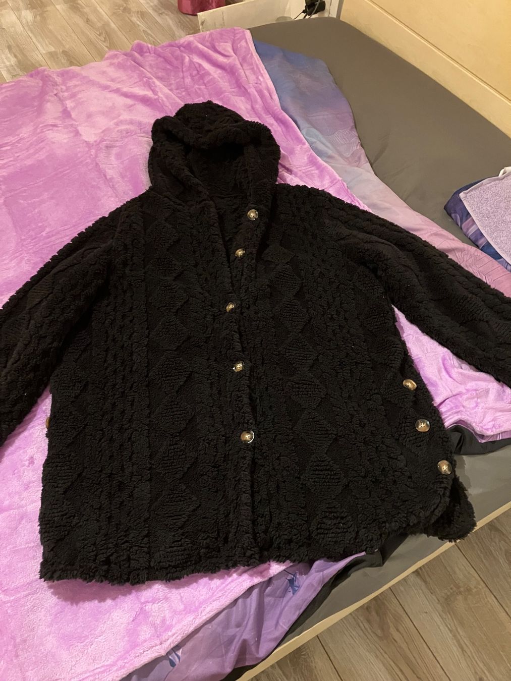 Jacken: Plüschjacke Gr.M NEU – Neu und originalverpackt aus Schaffhausen von Simmel80