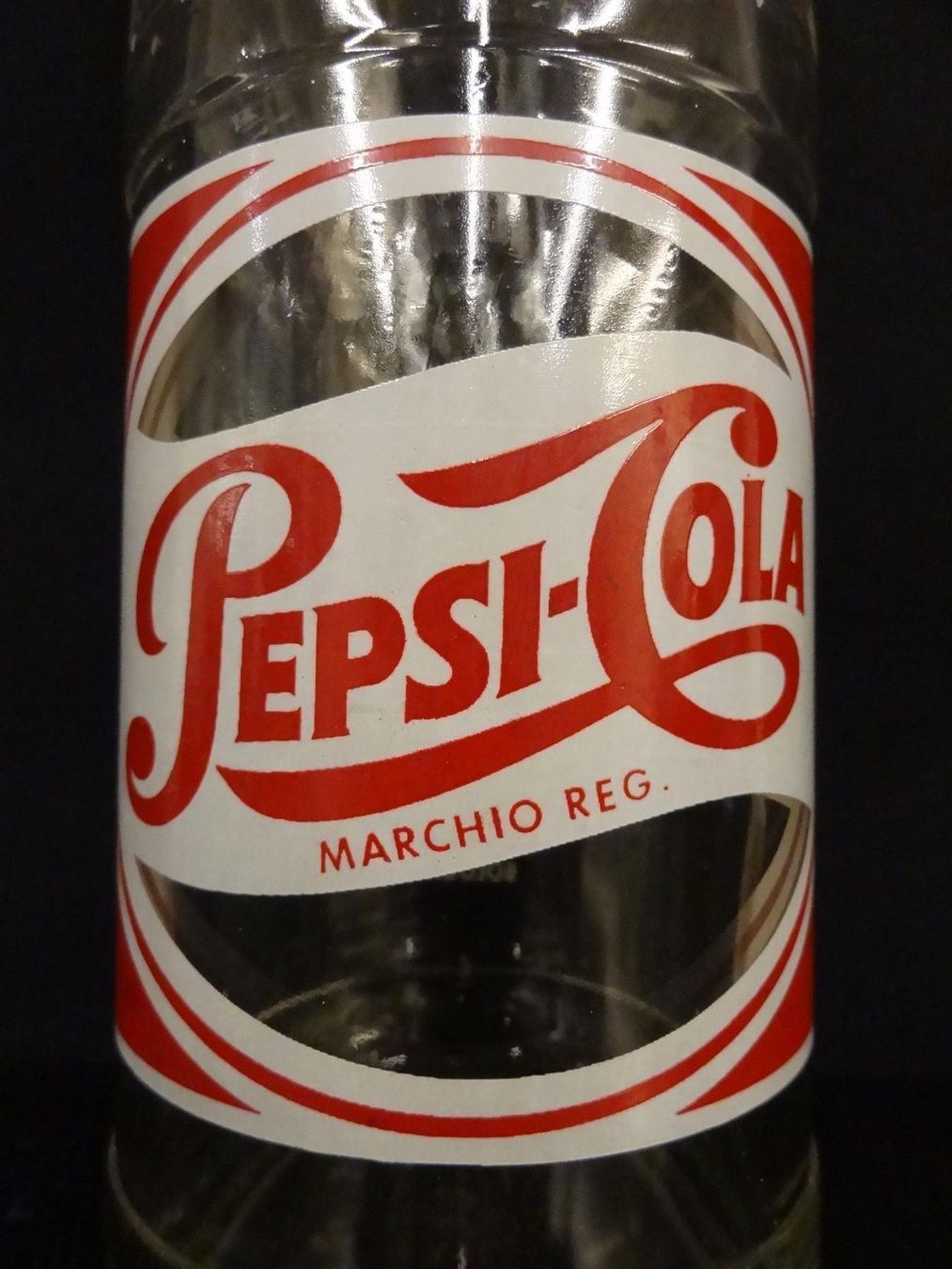 Sonstiges Geschirr & Gläser: alte Flasche PEPSI 1963 ITALIA – Gebraucht aus Kerzers von Flaschenposten 2