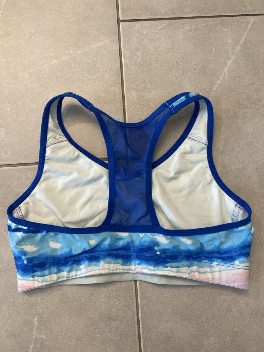 Altra biancheria intima: Blauer Sport-BH, ca Grösse S – Usato da Hünenberg See venduto da lar_9zjk 2