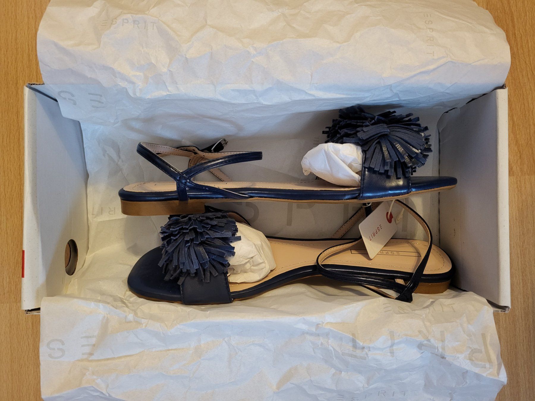 Esprit Damenschuhe: Neue Ledersandalen von Esprit, navy – Neu und originalverpackt aus Basel von jma_vh95 4
