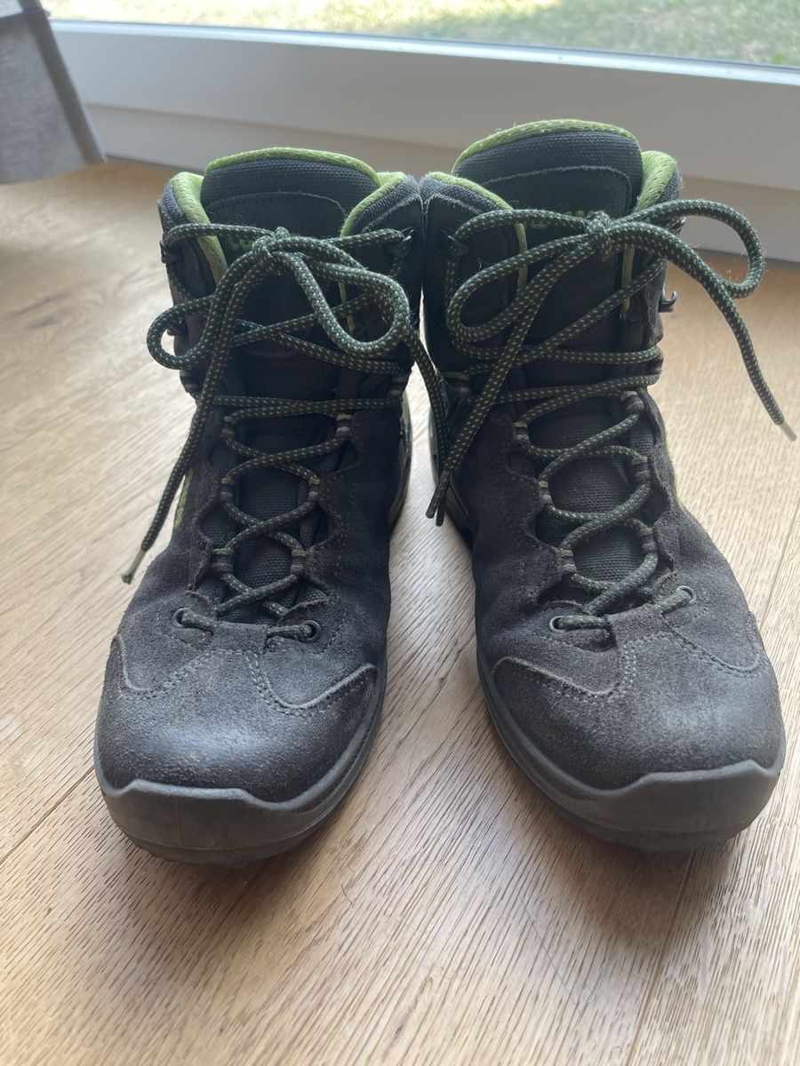 Lowa Scarpe per ragazzi: LOWA Wanderschuhe – Usato da Paspels venduto da Giango33