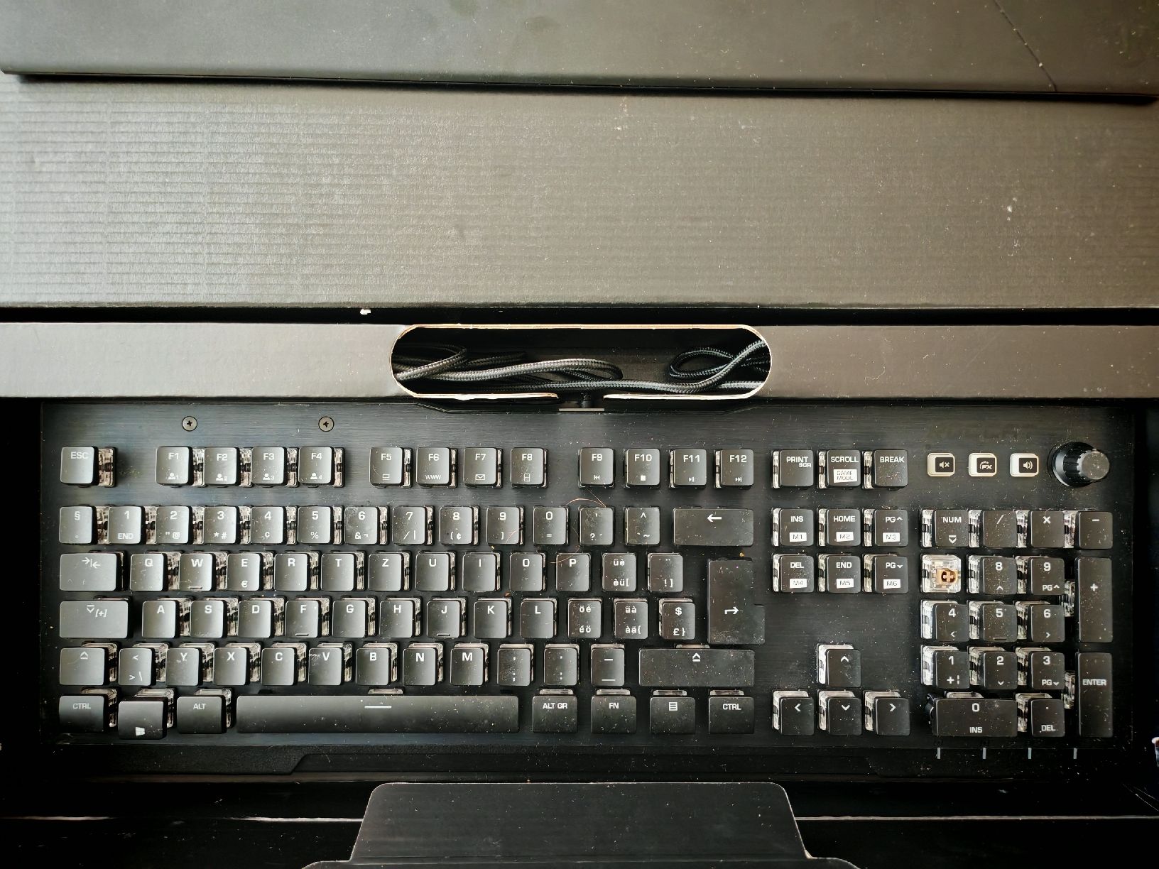 Roccat Tastaturen: Roccat Vulcan 121 AIMO Tastatur – Gebraucht aus Zürich von yellowzelo 1