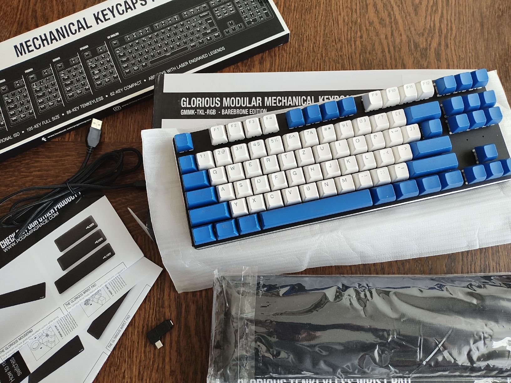Tastiere: Clavier mécanique Glorious GMMK TKL RGB – Usato da Genève venduto da Ermanno02