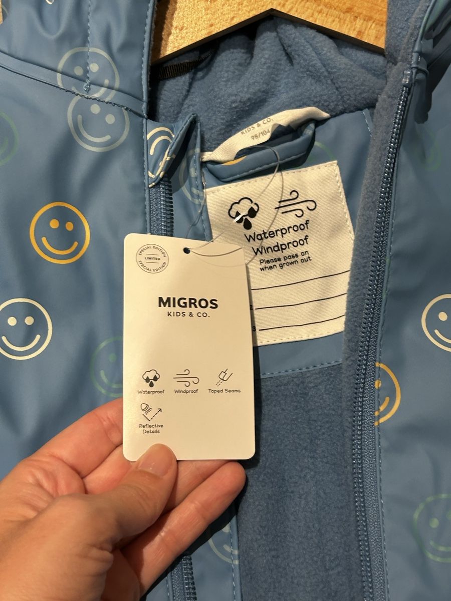 Completi: Regenoverall 98/104 neu – Nuovo e nell'imballaggio originale da Zürich venduto da cos_b629 1