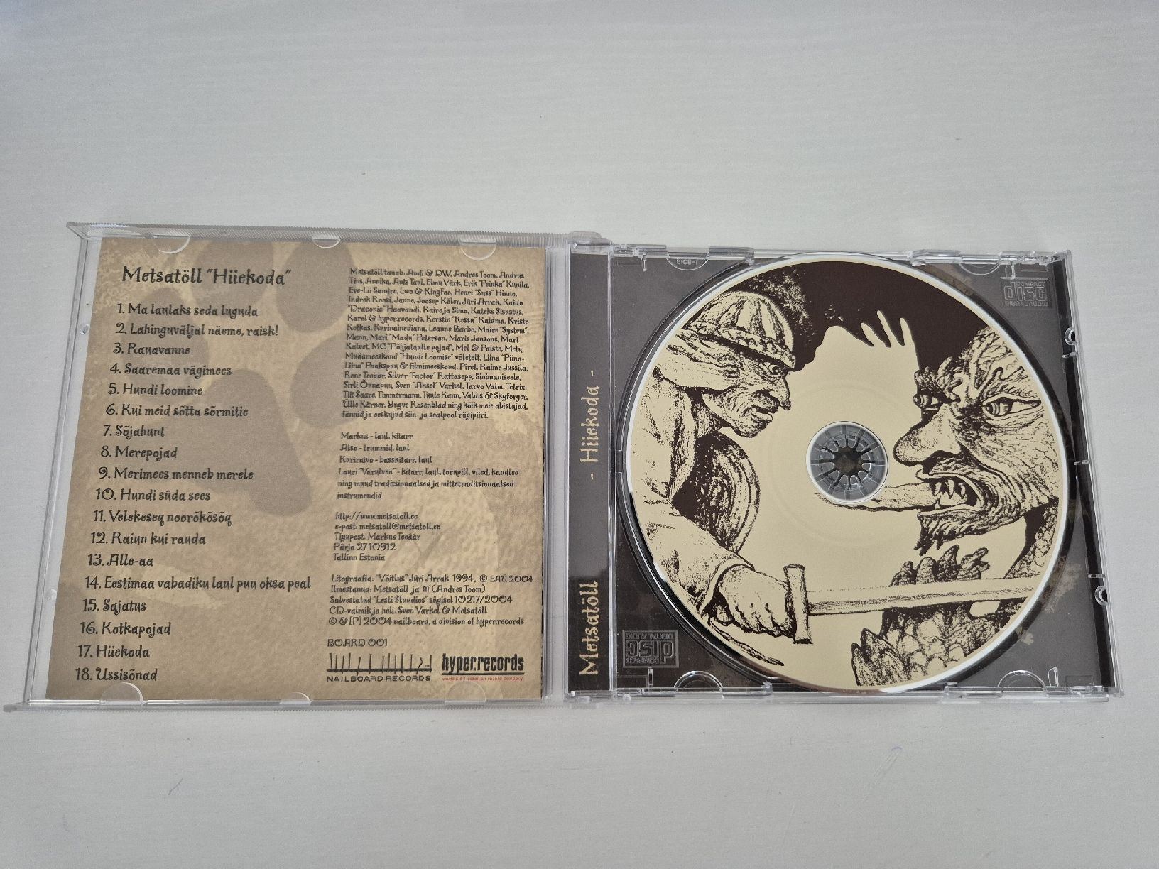 CD: Metsatöll - Hiiekoda - CD – Nuovo (secondo la descrizione) da Uster venduto da newwave0 2