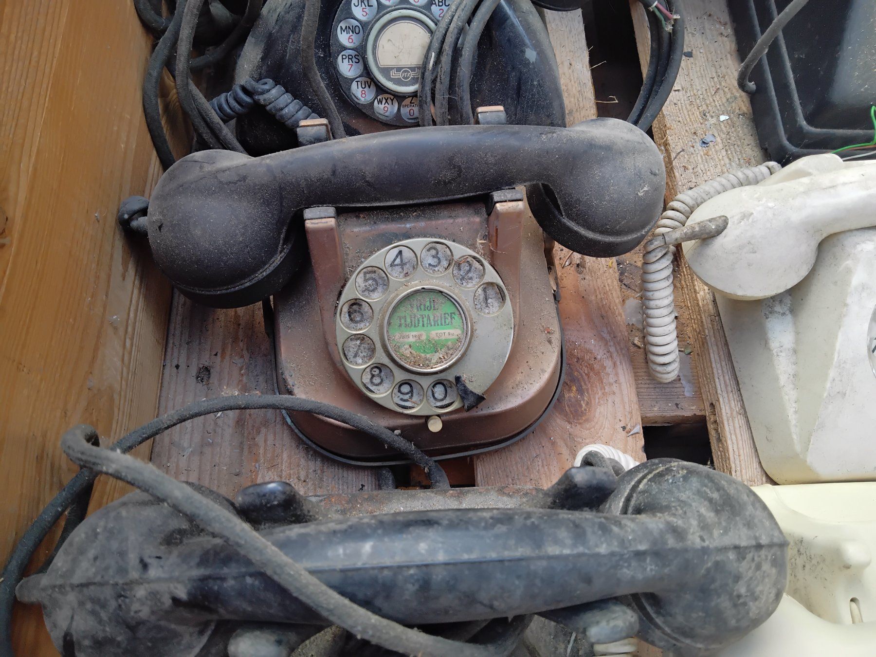 Telefone: Ausländische Telefone – Defekt aus Nuglar von lampa-radio 5
